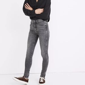 Madewell 10" high rise Skinny‎ in oakwood wash MB337